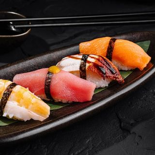 Nigiri Variados XL(12uds)