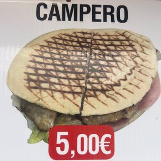 Campero De Pollo
