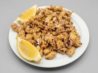 Tapa De Chipirones Fritos