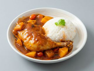 Pollo Guisado