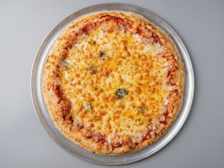 Pizza Cinco Quesos (Mediana)