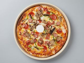Pizza Deluxe (Mediana)