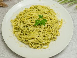 ESPAGUETI PESTO