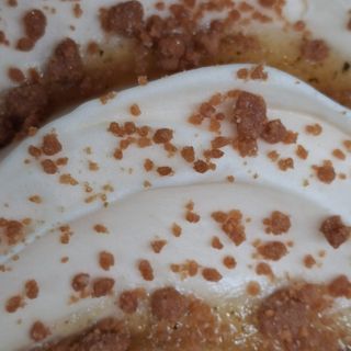 Gelato queso de cabra con pera y romero