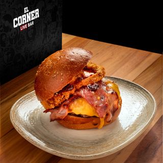 Burguer Nico Con Aros De Cebolla