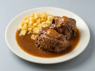 Plato De Rabo De Toro
