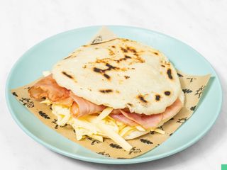 Arepa De York Y Queso (1 Und.)