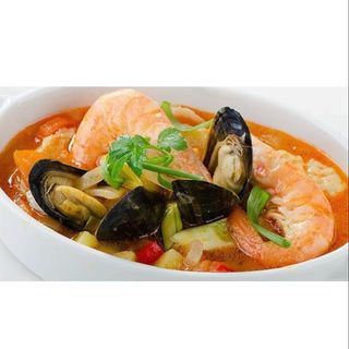 Asopado de pescado y mariscos. 1000ml