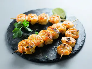 Pinchitos de gambas (4)