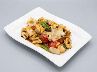 Pollo con Judías negras