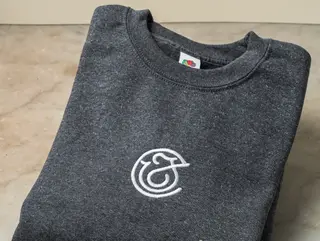 Sudadera Jon Cake