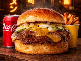 APOLLO 11 DOBLE CHEESE + PATATAS + BEBIDA A ELEGIR