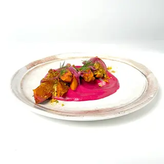 Boniato con Salsa de Remolacha