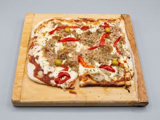 ATUN Y CEBOLLA  1/2 MTR (8 PORCIONES)