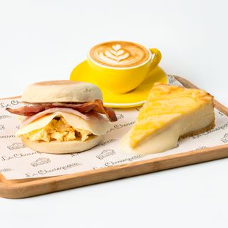 Porción + Salado + Café