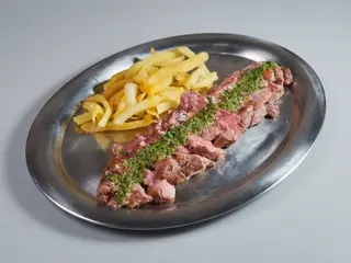 Tiras de pluma ibérica a la brasa