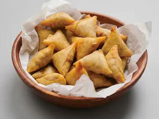 Samosa Vegetal (4 Uds.)