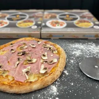 Pizza Regina