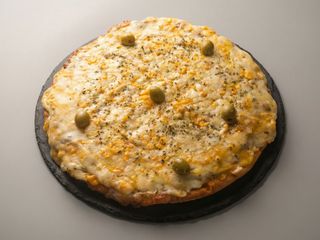 Pizza 4 Quesos (Mediana)