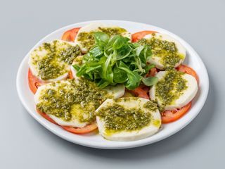 MEDIA MOZZARELLA CON TOMATE