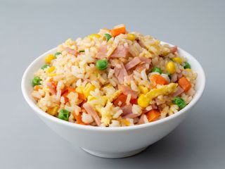 140.ARROZ YAKIMESHI DE GAMBA