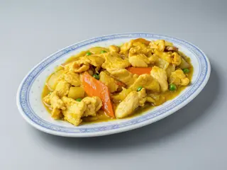 Pollo Con Salsa Curry