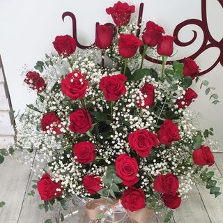 Canasto 24 Rosas Rojas