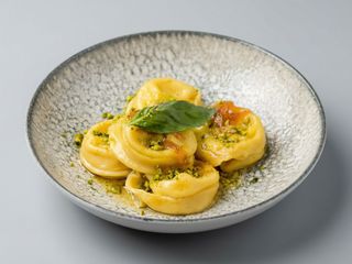 Tortelloni Con Bacalao 