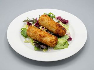 Croquetón de porchetta y escarola