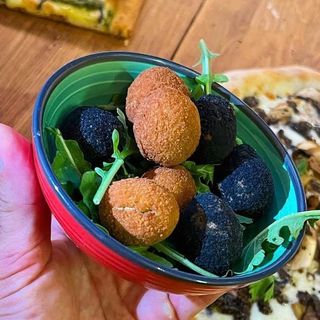 Mix de olive ascolane y trufadas