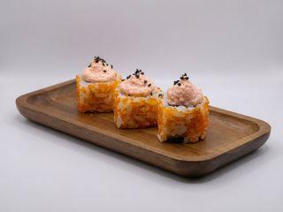 Uramaki California (4 Pzs.)