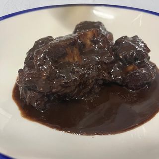 Guiso de rabo de toro