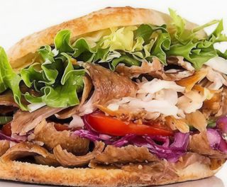 Kebab Con Queso Blanco