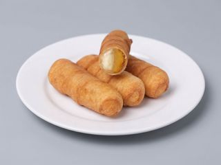 Tequeños de plátano y queso