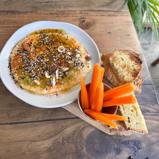 Nuestro Hummus