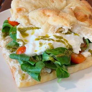 Burrata Sandwich
