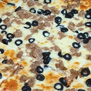 Llanda de pizza atún y olivas