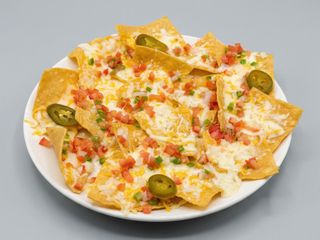 Nachos Amb Formatge Amb Salsa