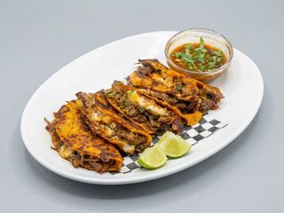 Tacos De Birria (3 Uds.)