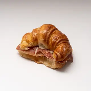 Medialuna con Jamón Serrano