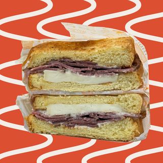 Sándwich Pastrami trufado