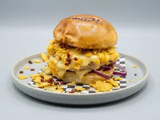 El guardián del corral con fritas