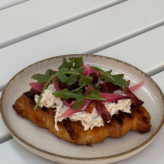 Chicken croissant