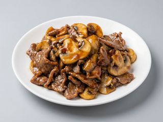 Ternera Con Champiñones