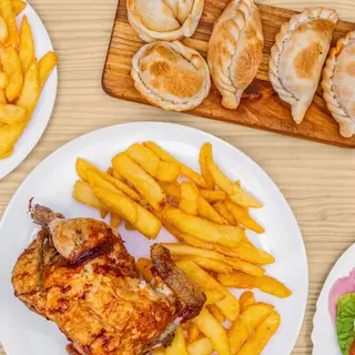 pollo Asado + Empanadillas