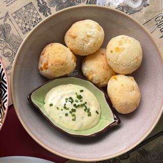 Pão de Queijo
