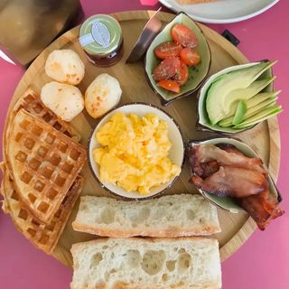 Plato Brunch
