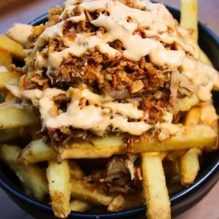 PATATAS PULLED PORK