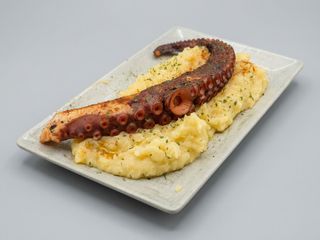 Pata De Pulpo A La Plancha