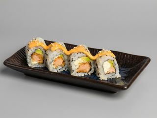 Uramaki de pollastre (8 Pzs.)
